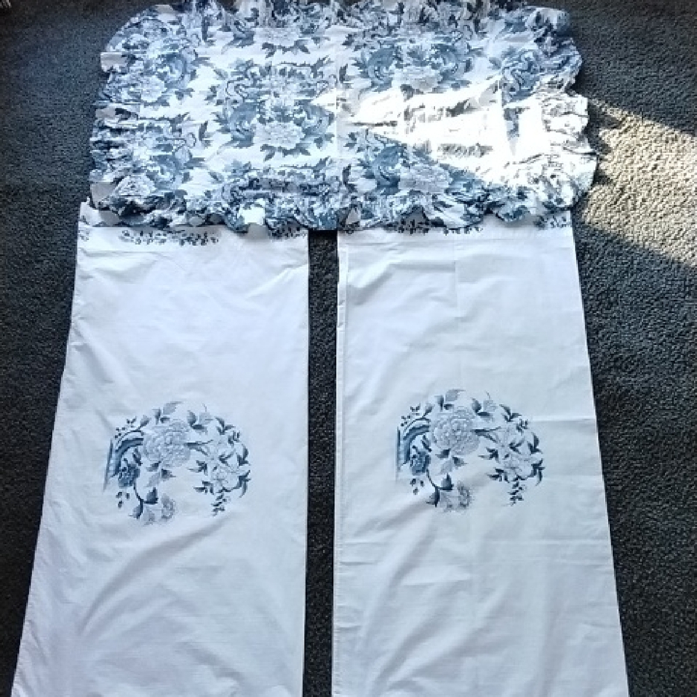 Vintage Ralph Lauren White And Blue Bedding